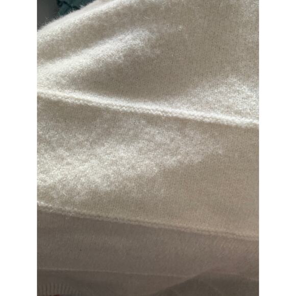 Morgan Taylor size small white cowl neck pull over sweater - Picture 5 of 7